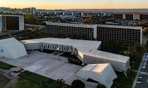 Meta diz ao TSE que trata candidaturas presidenciais de forma igualitária