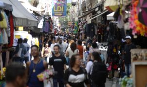 Desemprego recua a 5,2% e população ocupada atinge recorde de 103,6 milhões