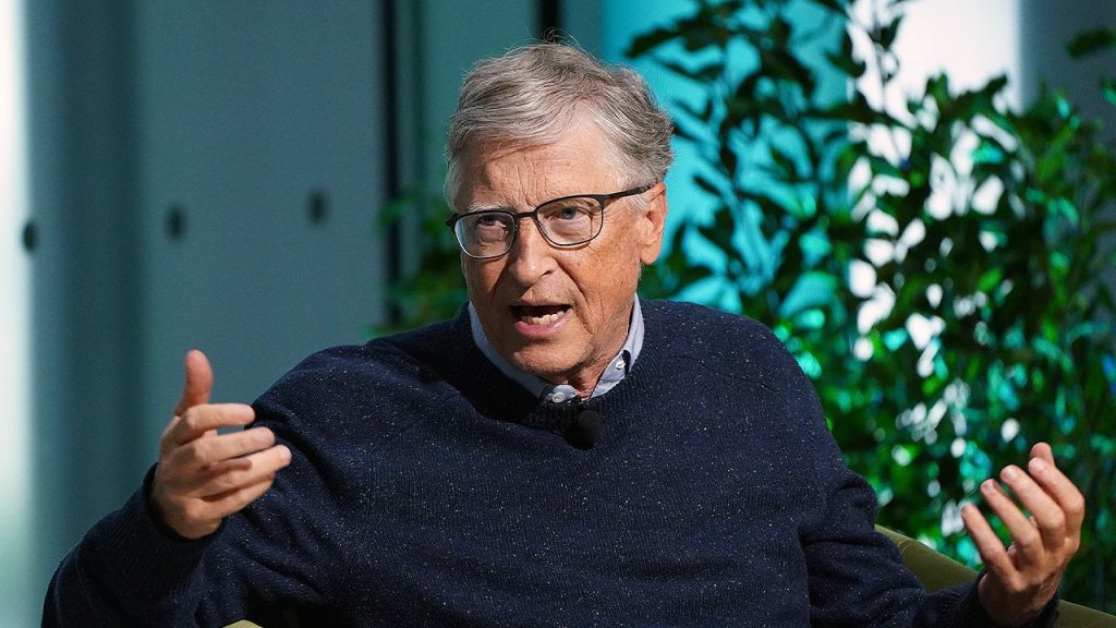 Bill Gates alerta para onda de ciberataques impulsionados por IA no próximo ano