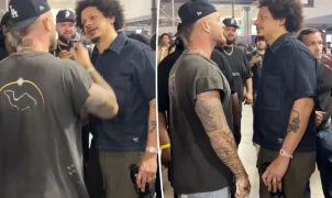 Chet Hanks confronta Eric André no ComplexCon e segurança intervém