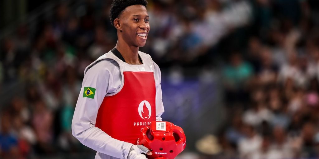 Henrique Marques vira final na França e conquista ouro no Grand Prix de taekwondo