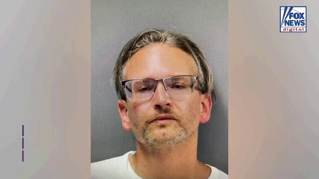 Americano admite ter matado o pai em caso arquivado por 22 anos em New Hampshire