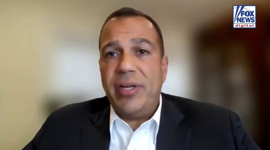 Kentucky GOP candidate blasts Reid Hoffman