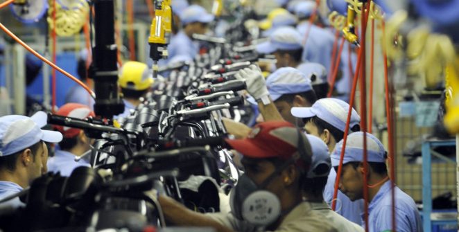 Produção de motos tem melhor setembro desde 2011 e Abraciclo eleva projeção para 2026