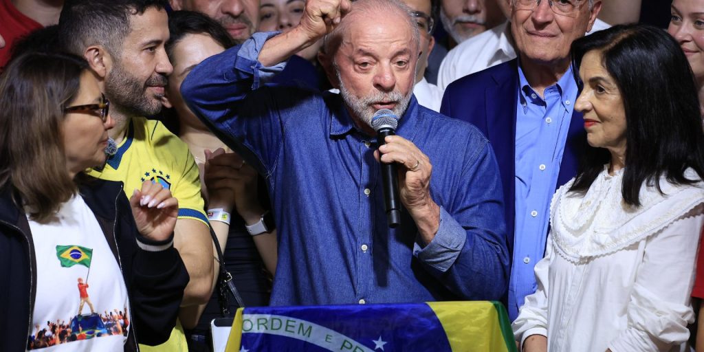 Lula promete novo modo de governar e prioridade à economia digital em quarto mandato