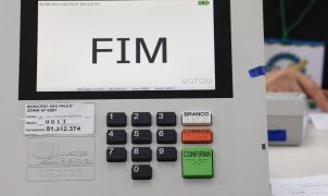 Primeiro turno tem 421 urnas substituídas nas duas primeiras horas de votação