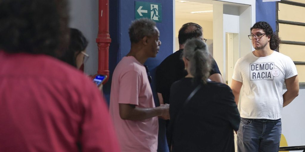 Eleições 2026: votação termina às 17h e prazo é prorrogado para quem estiver na fila
