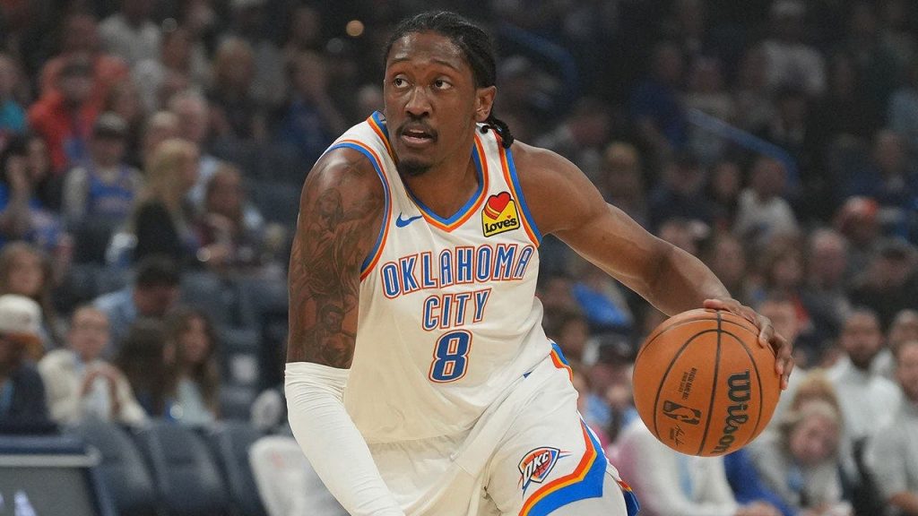 Jalen Williams deixa quadra de maca após lesão grave na perna esquerda em vitória do Thunder
