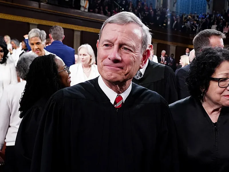 John Roberts' Maine home targeted again by liberal kayak protesters