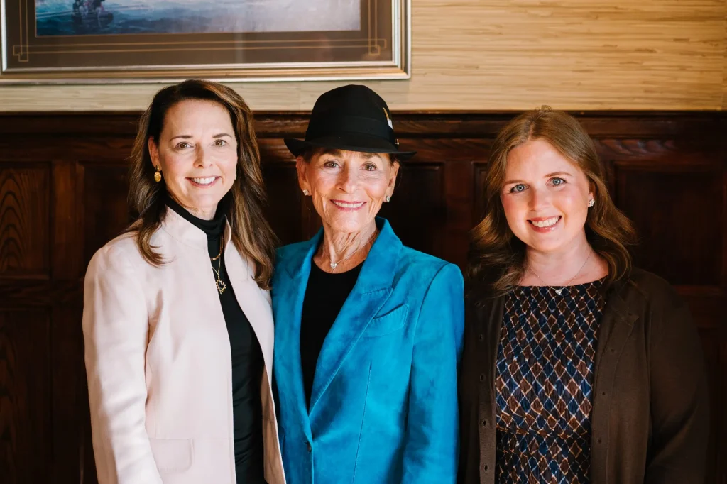 Her Honor Mentoring, programa de mentoria de Judy Sheindlin, celebra 20 anos com 2.500 mulheres