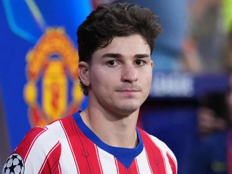 Alvarez pede perdão à torcida do Atlético e admite erro em falas sobre saída