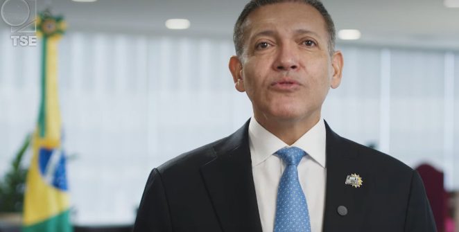 Nunes Marques destaca voto como direito fundamental e segurança das urnas na véspera do primeiro turno