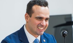 Lucas Ribeiro vence eleição na Paraíba no primeiro turno com 64,41% dos votos