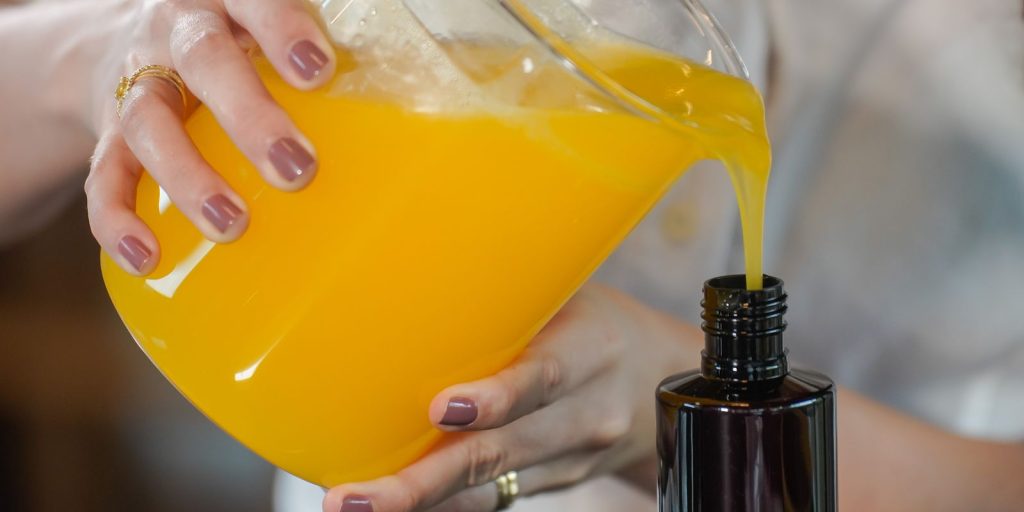 Anvisa define sete categorias de cosméticos com produção artesanal permitida