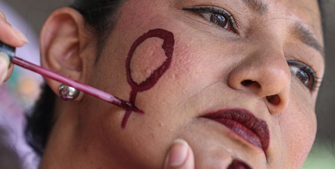 Violência política contra mulheres cresce 11 vezes e atinge 52% das vítimas na campanha eleitoral