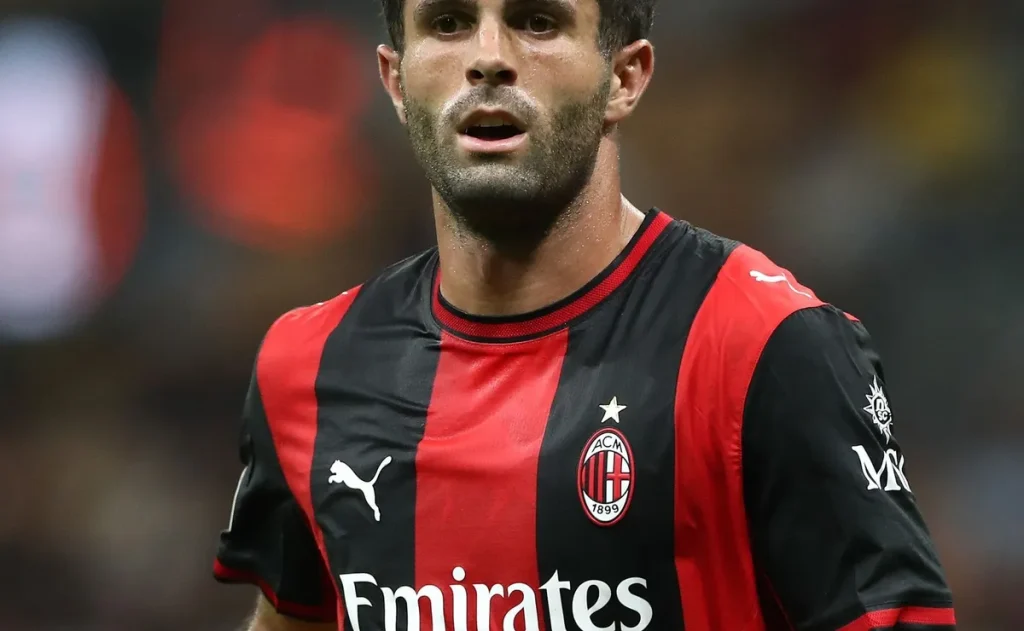 Pulisic começa no banco; Milan e Salzburg definem escalações para duelo pela Europa League