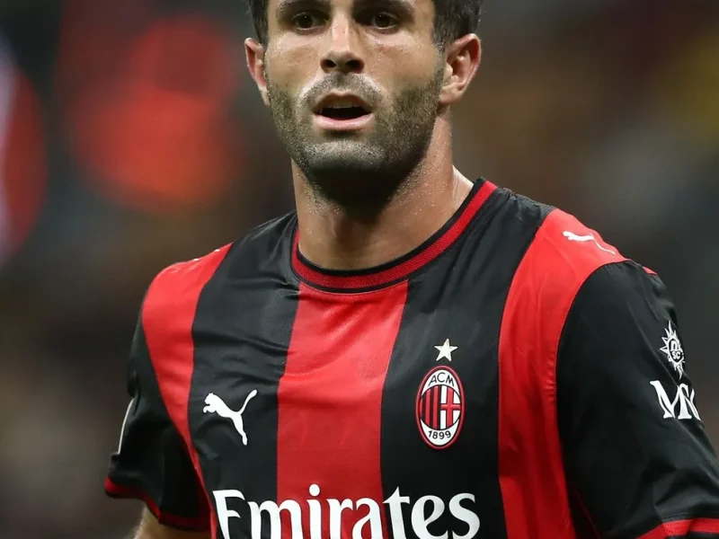 Pulisic começa no banco; Milan e Salzburg definem escalações para duelo pela Europa League