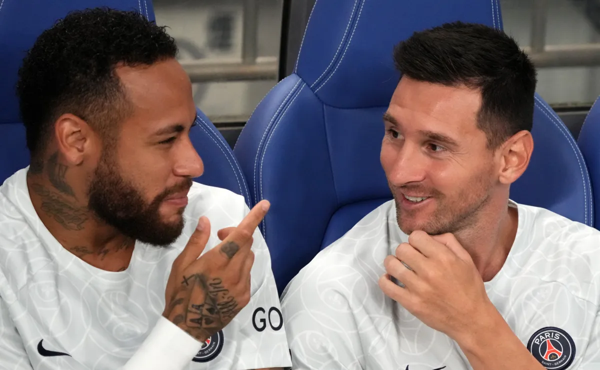 Neymar homenageia Messi no dia da despedida da seleção argentina: O mundo agradece
