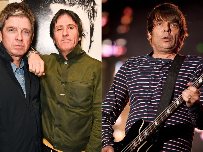 Johnny Marr conta que soube da morte de Mani por ligação de Noel Gallagher e revela como isso mudou letras de novo álbum