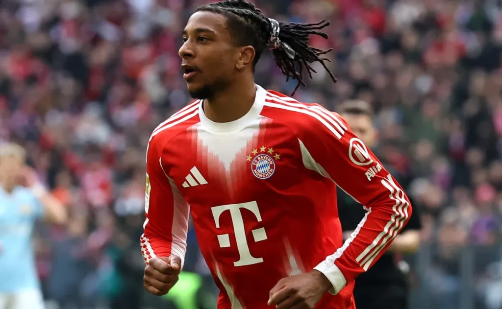 Expulso contra o Viking, Olise desfalca o Bayern diante do Arsenal na Champions