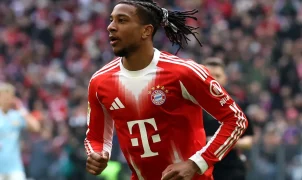 Expulso contra o Viking, Olise desfalca o Bayern diante do Arsenal na Champions