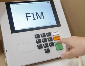 Justiça Eleitoral alerta: voto em candidato com registro irregular pode ser anulado