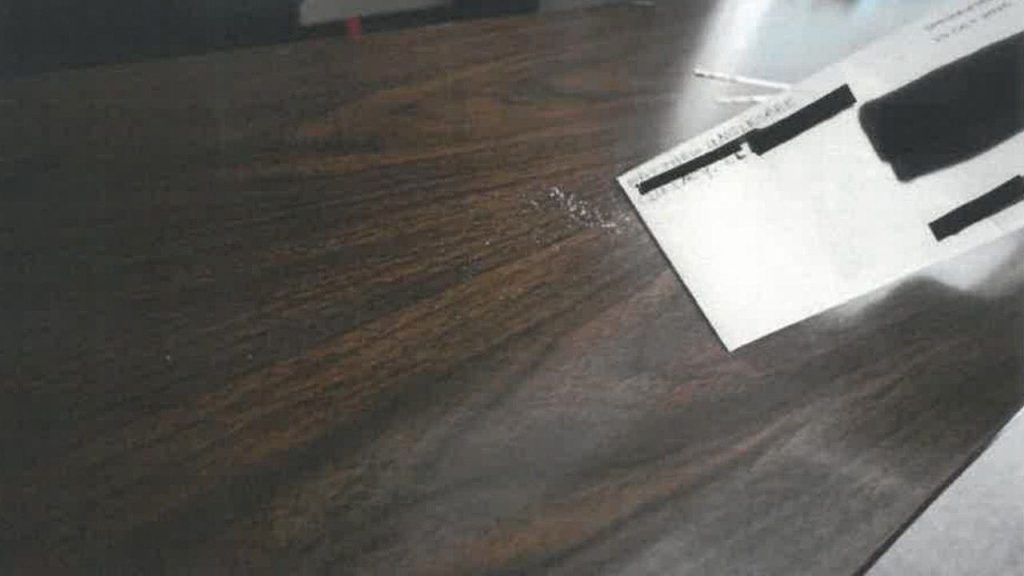 Homem do Illinois é acusado de enviar cartas com pó branco a membros do Congresso dos EUA