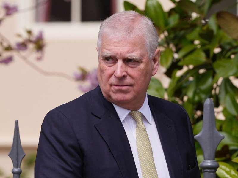 Former Prince Andrew challenges legality of Thames Valley Police searches