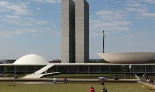 Senado pode antecipar 2º turno da PEC que acaba com a escala 6x1