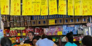 Governo estuda crédito e capacitação para empresas na transição do fim da escala 6x1