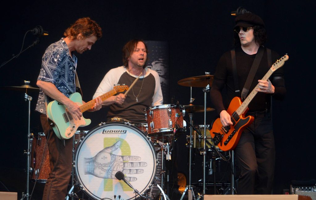 The Raconteurs voltam a se apresentar juntos após quase sete anos em show surpresa de Jack White em Nashville