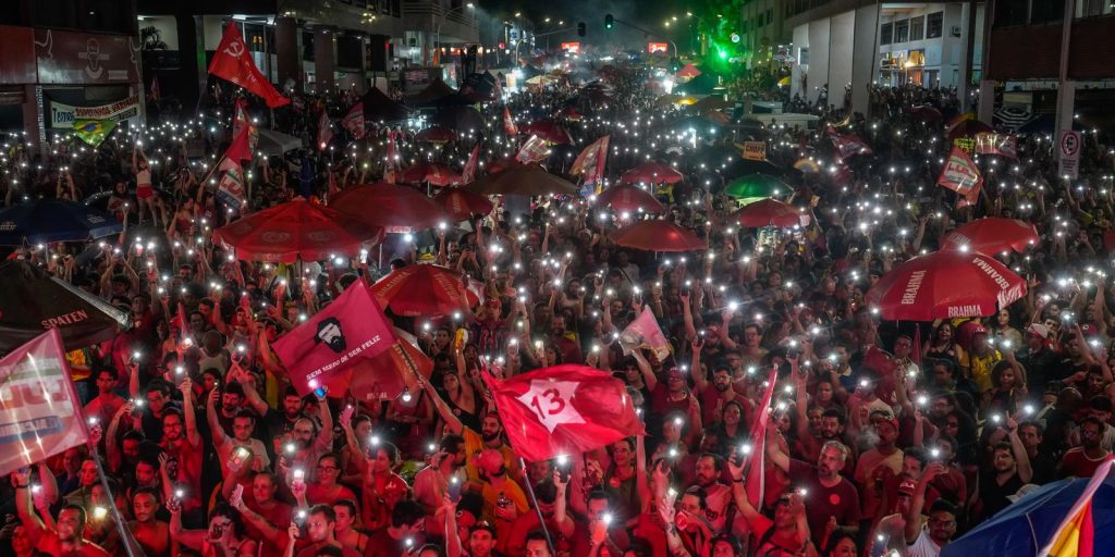 Imprensa internacional vê virada de Lula como recado contra extremismo e alerta para país dividido