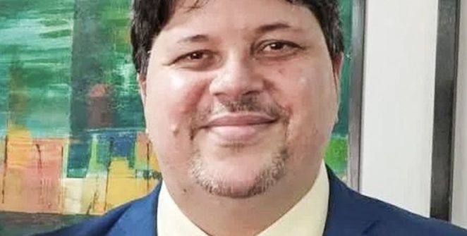 Brasil condena deportação de jornalista crítico a Milei e proibição de reingresso na Argentina
