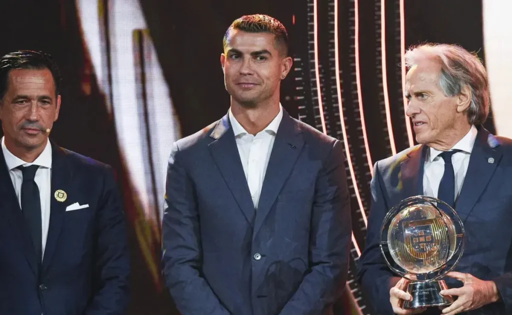 Irmã de Cristiano Ronaldo diz que traição dificulta reconciliação e vê retorno à seleção como improvável