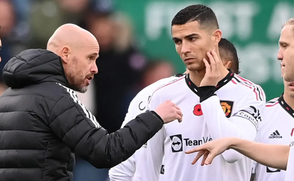 Ten Hag diz que Ronaldo deixou o time na mão e detalha ruptura no Manchester United