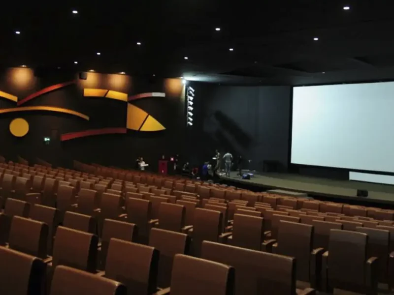 Cultura entra no centro do debate eleitoral entre Lula e Flávio Bolsonaro