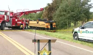 Florida school bus crash kills student, injures others in Polk County