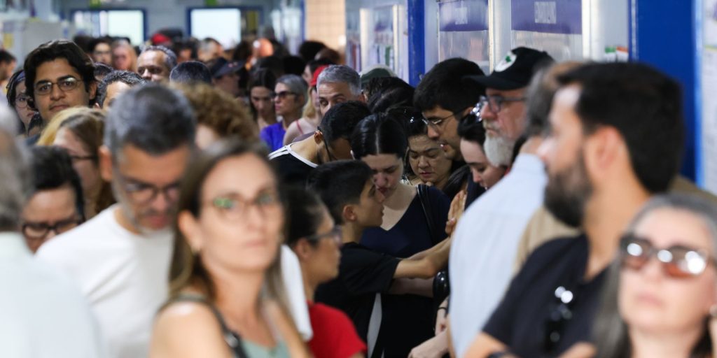 Câmara eleita tem maior bancada feminina da história, mas perde espaço indígena e negra