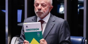Lula leva campanha a Minas e aposta no fim da escala 6x1 como bandeira eleitoral