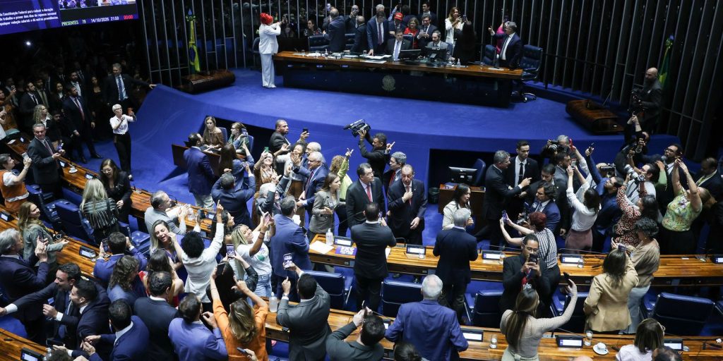 Imprensa internacional enxerga vitória política de Lula na aprovação do fim da escala 6×1