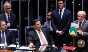 Congresso promulga aposentadoria especial para agentes de saúde e de endemias