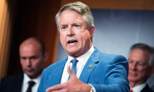 Kansas Senate race tightens between Sen Marshall and Pastor Hamilton