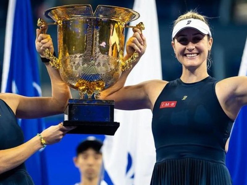 Stefani conquista WTA 1000 de Pequim com Dabrowski e chega ao 5º título do ano