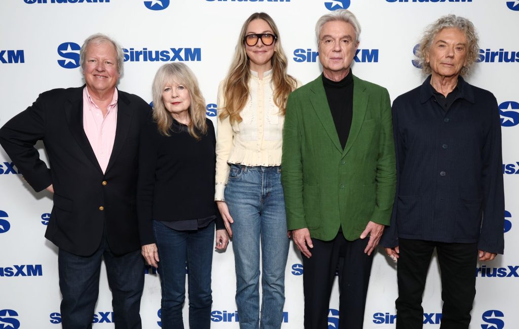 Talking Heads se reúnem para lançar nova estação de rádio