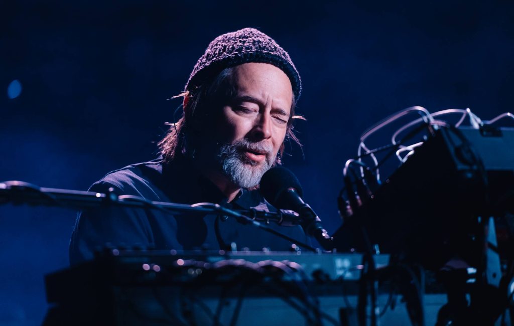 Thom Yorke diz que turnê de reunião do Radiohead derrubou sua autoconfiança