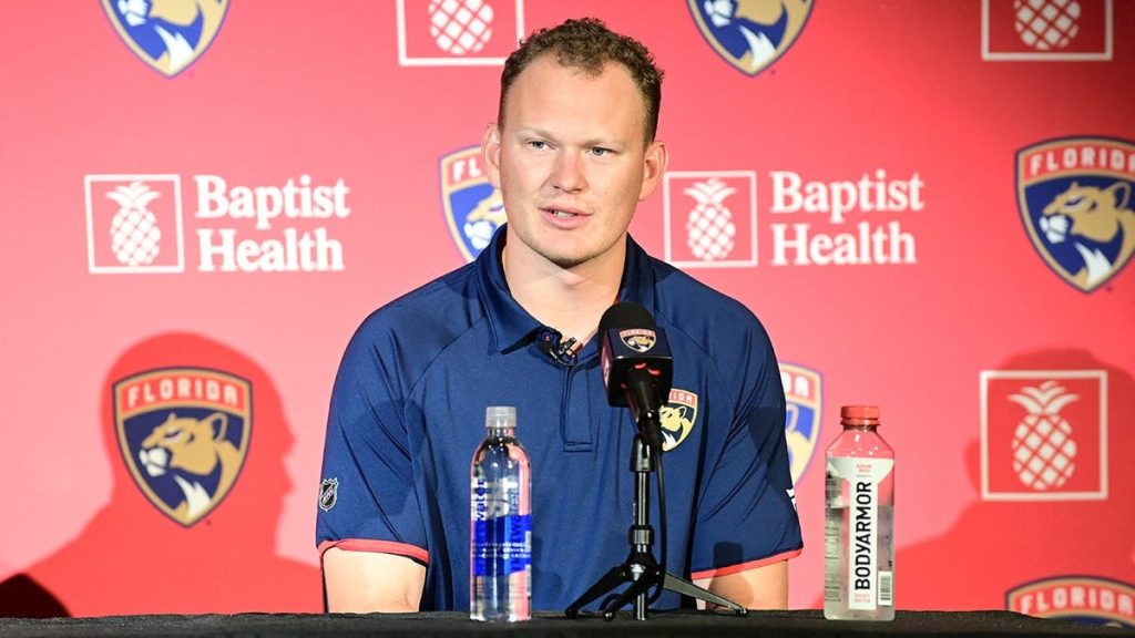 Fans are wondering if Florida Panthers are cursed as another star exits game Wednesday night