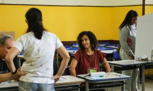 Segundo turno: eleitores de seis unidades da Federação votam para governador e presidente