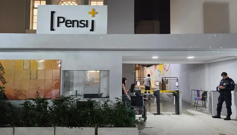Prorrogação até 19h esbarra em seções fechadas e gera confusão entre eleitores