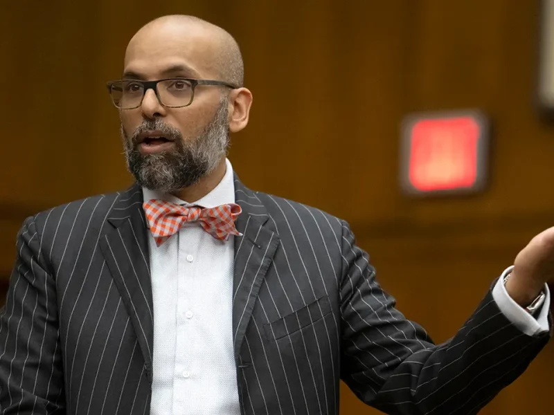 Magistrate judge tosses DOJ obstruction charges against FBI officials